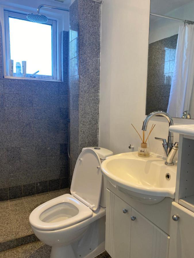 Spacious & Well Located Villa Apartement ヘアレウ エクステリア 写真